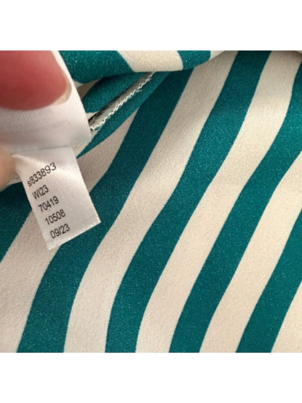 Ann Taylor Green White Stripe Satin Button Up Long Sleeve Blouse Top Shirt LARGE - Picture 8 of 8
